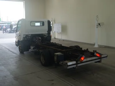 Hino DUTRO  с аукциона в Японии