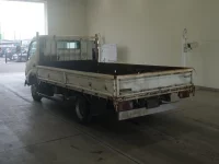Hino DUTRO лот № 1847 оценка R  с аукциона в Японии 1