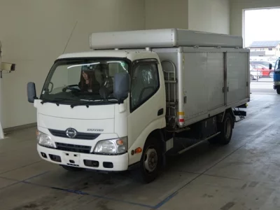 Hino DUTRO  с аукциона в Японии