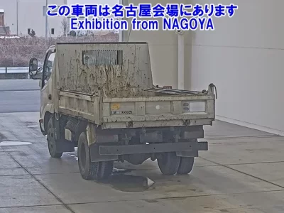 Toyota DYNA  с аукциона в Японии