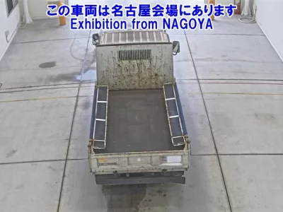 Toyota DYNA  с аукциона в Японии