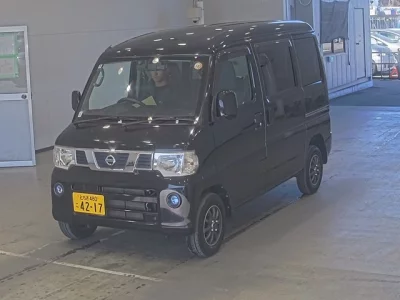 Nissan CLIPPER VAN