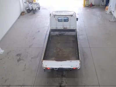 Toyota DYNA  с аукциона в Японии