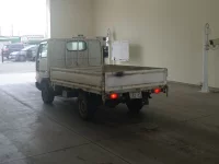 Nissan ATLAS лот № 77 оценка 2  с аукциона в Японии 1