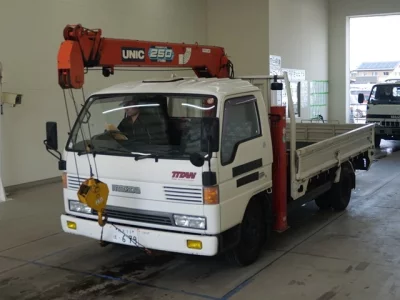 Mazda TITAN  с аукциона в Японии