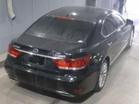 Lexus LS лот № 3004 оценка 3  с аукциона в Японии 1