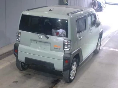 Daihatsu TAFT