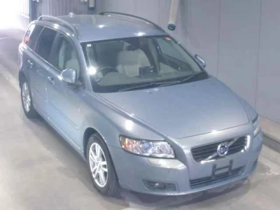 Volvo V50