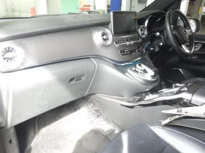 Mercedes-Benz V CLASS