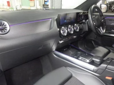 Mercedes-Benz GLA CLASS