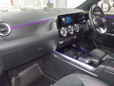 Mercedes-Benz GLA CLASS