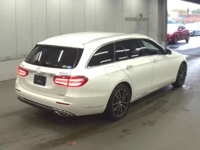 Mercedes-Benz E CLASS WAGON