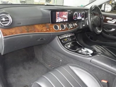 Mercedes-Benz E CLASS WAGON