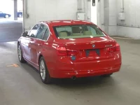BMW 3-Series лот № 354 оценка 4  с аукциона в Японии 4
