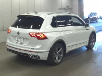 Volkswagen TIGUAN лот № 398 оценка 4.5  с аукциона в Японии 1