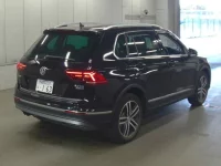 Volkswagen TIGUAN лот № 303 оценка 4.5  с аукциона в Японии 1