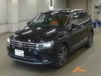 Volkswagen TIGUAN лот № 303 оценка 4.5  с аукциона в Японии 3