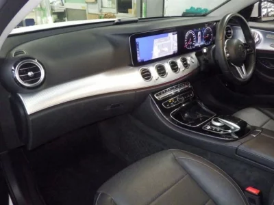 Mercedes-Benz E CLASS WAGON