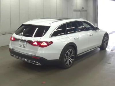 Mercedes-Benz E CLASS WAGON