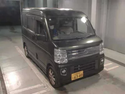 Nissan CLIPPER RIO  с аукциона в Японии