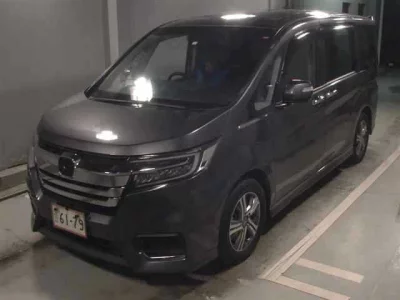 Honda STEP WAGON  с аукциона в Японии