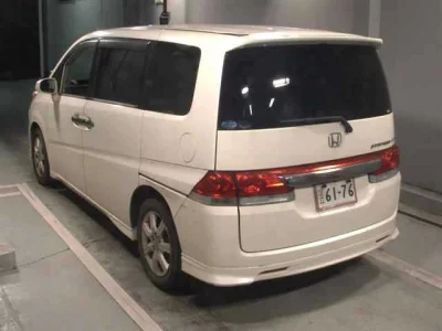 Honda STEP WAGON  с аукциона в Японии