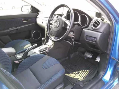 Mazda AXELA  с аукциона в Японии