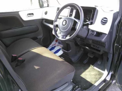 Suzuki MRWAGON