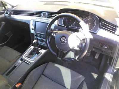 Volkswagen PASSAT VARIANT
