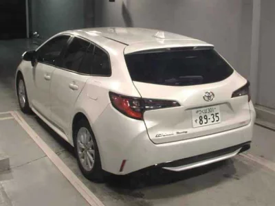 Toyota COROLLA TOURING  с аукциона в Японии