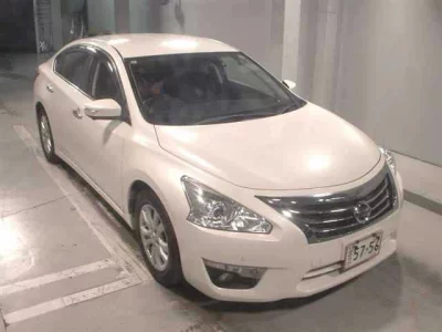 Nissan TEANA