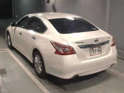 Nissan TEANA