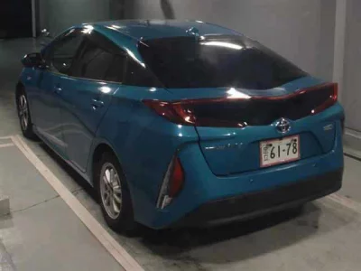 Toyota Prius PHV