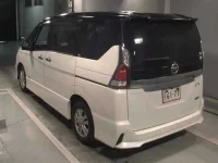 Nissan SERENA лот № 8219 оценка 4  с аукциона в Японии 1
