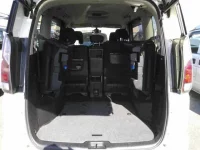 Nissan SERENA лот № 8219 оценка 4  с аукциона в Японии 9