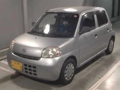 Daihatsu Esse