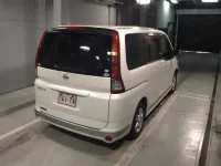Nissan SERENA лот № 3079 оценка 3.5  с аукциона в Японии 4