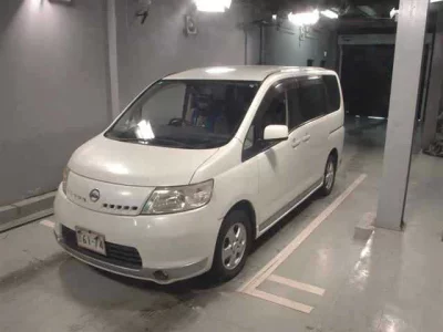 Nissan SERENA  с аукциона в Японии