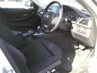 BMW 3-Series лот № 390 оценка 4  с аукциона в Японии 2