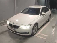 BMW 3-Series лот № 390 оценка 4  с аукциона в Японии 3