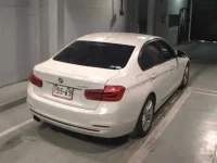 BMW 3-Series лот № 390 оценка 4  с аукциона в Японии 4
