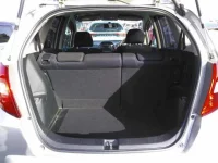 Honda FIT лот № 3080 оценка 3.5  с аукциона в Японии 9