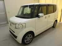 Honda N BOX лот № 28095 оценка 3  с аукциона в Японии 1