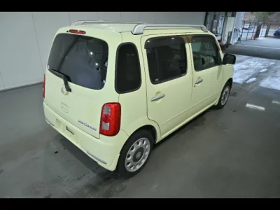 Daihatsu MIRA  с аукциона в Японии
