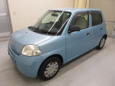 Daihatsu Esse