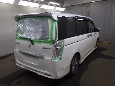 Honda STEP WAGON  с аукциона в Японии