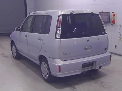 Nissan CUBE  с аукциона в Японии