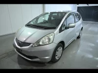 Honda FIT лот № 20077 оценка R  с аукциона в Японии 1