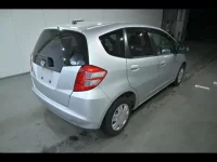 Honda FIT лот № 20077 оценка R  с аукциона в Японии 2