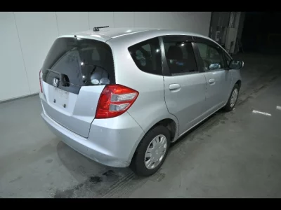 Honda FIT  с аукциона в Японии